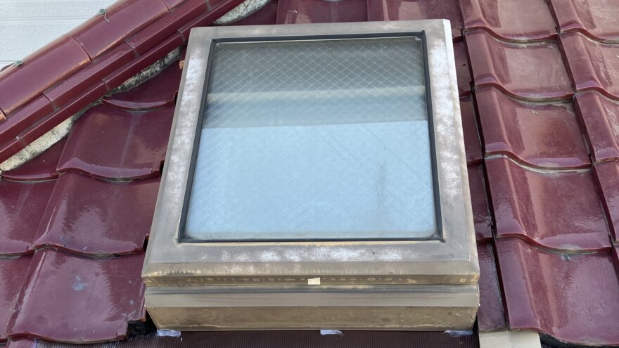 天窓屋根からの雨漏り修理